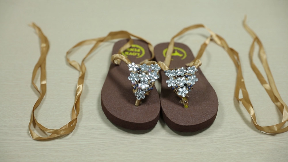Chế tông thành sandals siêu xinh đi biển - 9