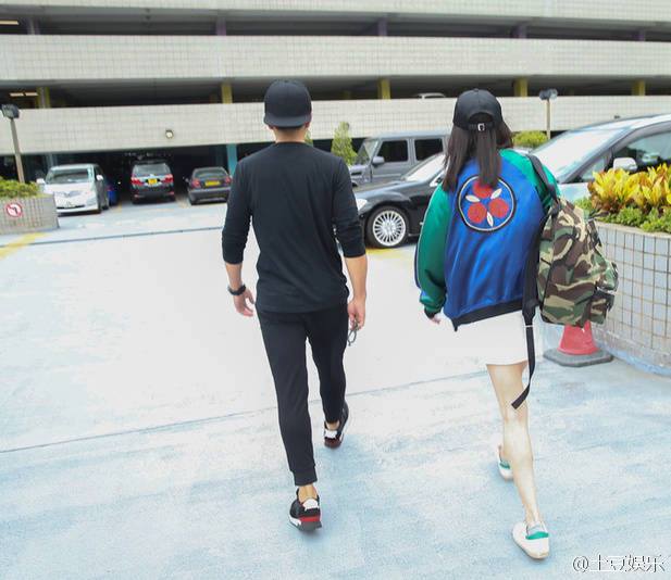 Lưu Khải Uy đến sân bay đón Dương Mịch xóa tin đồn ly hôn - 6