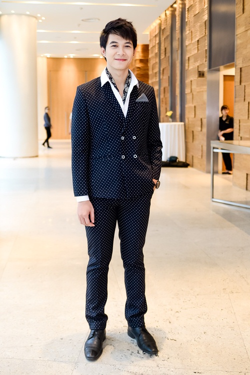 Midu trẻ trung như nữ sinh đi dự sự kiện - 6