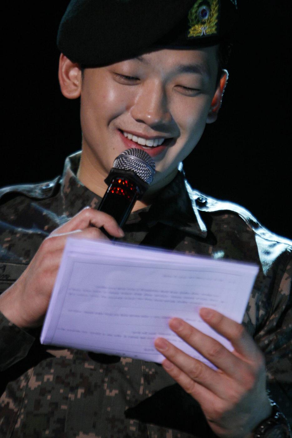 Bạn trai Kim Tae Hee sẽ biểu diễn tại Chung kết HHVN 2016 - 2