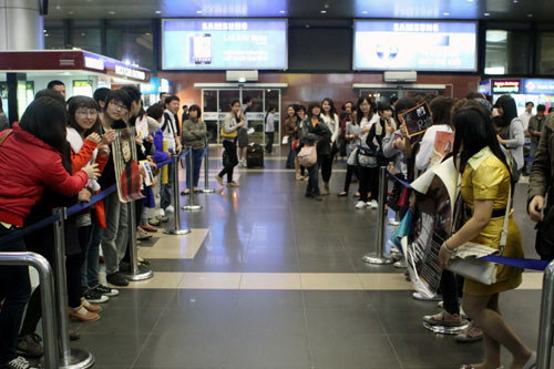 Bạn trai Kim Tae Hee sẽ biểu diễn tại Chung kết HHVN 2016 - 3