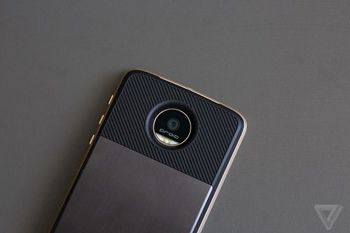 Bộ đôi smartphone Moto Z siêu mỏng, siêu bền, không jack tai nghe chính thức ra mắt - 6
