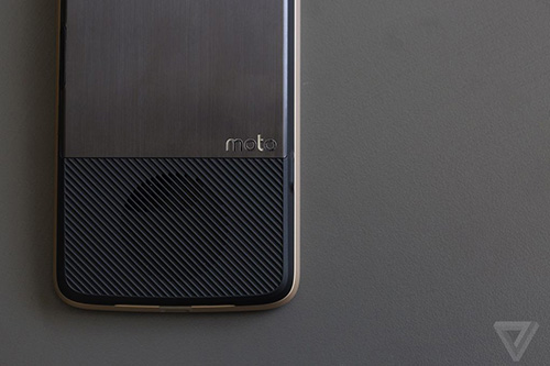 Bộ đôi smartphone Moto Z siêu mỏng, siêu bền, không jack tai nghe chính thức ra mắt - 5