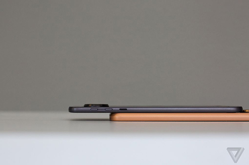 Bộ đôi smartphone Moto Z siêu mỏng, siêu bền, không jack tai nghe chính thức ra mắt - 11