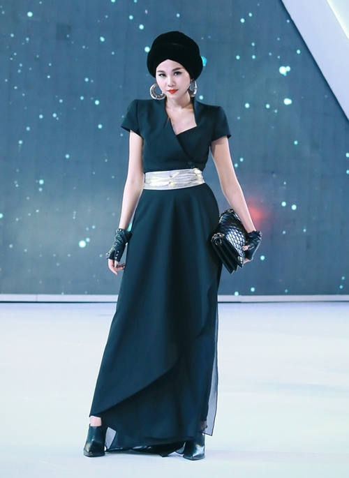 Hoa hậu Thu Thảo cuốn hút lấn át dàn mỹ nhân tại sự kiện - 9