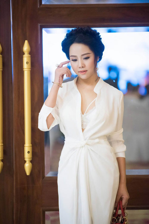 Nữ hoàng sắc đẹp 2014 duyên dáng làm giám khảo - 10