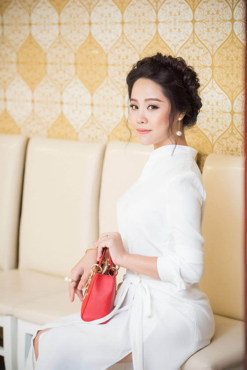 Nữ hoàng sắc đẹp 2014 duyên dáng làm giám khảo - 8