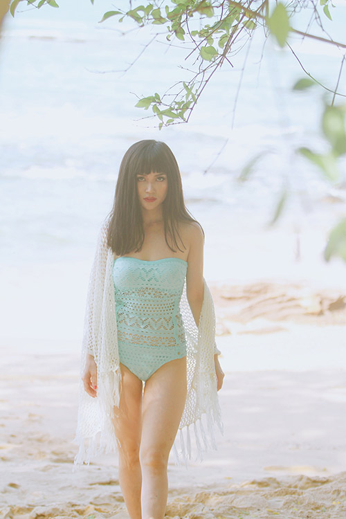 Sĩ Thanh khoe thân hình quot;ngọt lịmquot; trên biển - 5