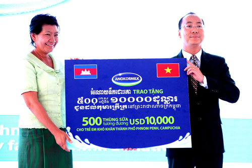 Vinamilk chính thức khánh thành nhà máy sữa đầu tiên tại Campuchia - 5