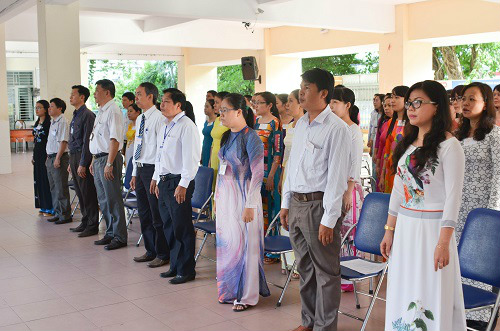 Nhiều học sinh TP.HCM mệt mỏi, ngáp trước giờ thi vào lớp 10 - 4