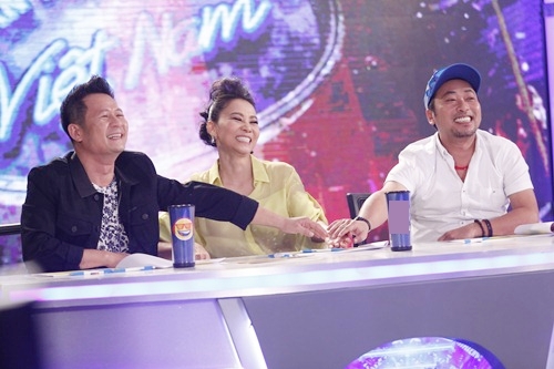 Bác sĩ quot;tăng độngquot; khiến Thu Minh thích thú khi trở lại Vietnam Idol - 1