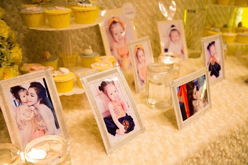 Con gái Elly Trần đeo túi hiệu nhỏ xinh trong tiệc sinh nhật - 9