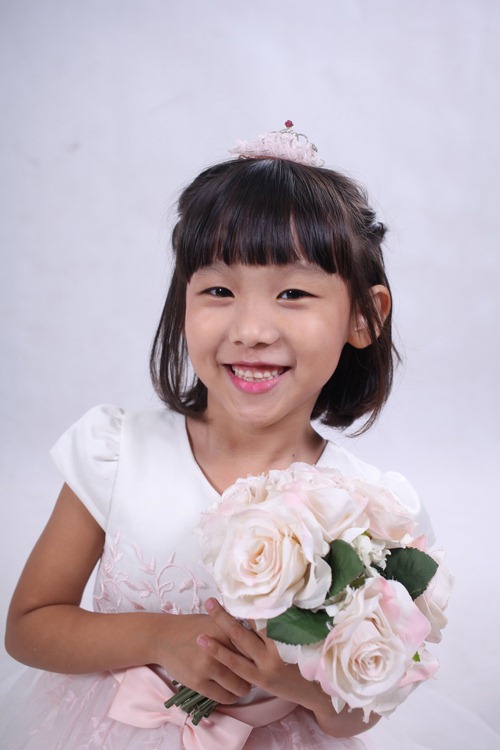 Con gái Thái Thùy Linh trổ tài nấu nướng trên truyền hình - 1