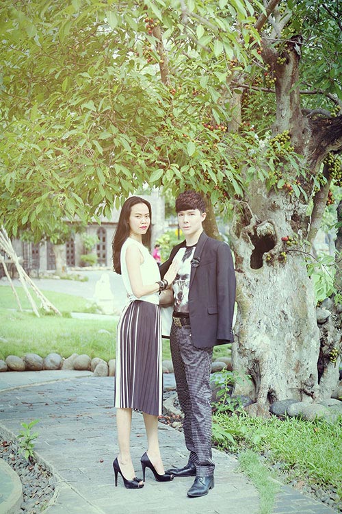 Nathan Lee tình cảm ôm bạn gái thân trong lòng - 6