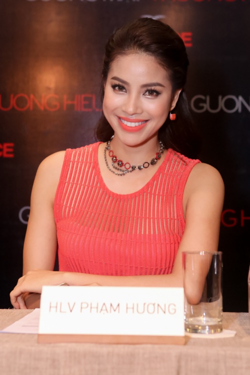 Phạm Hương  - Tôi độc thân và không yêu bạn trai của Hà Hồ - 4
