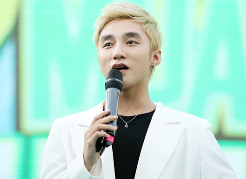 Sơn Tùng M-TP cực ngầu khi xuất hiện tại Hà Nội - 3