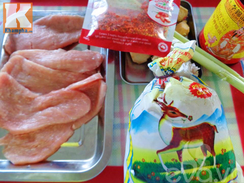 Làm thịt heo giả bò khô cho chồng nhâm nhi, xem bóng đá - 1