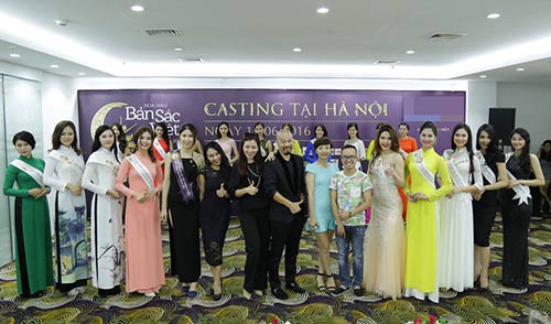 Á hậu Thu Hương, Đức Hùng trẻ trung, nhí nhảnh đi chấm thi - 8