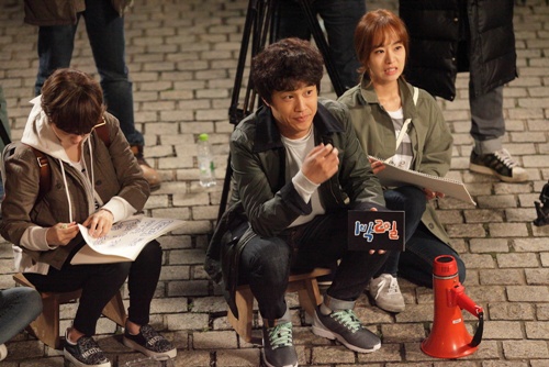 Khám phá nội bộ đài truyền hình với quot;Bầu sô tập sựquot; - 2