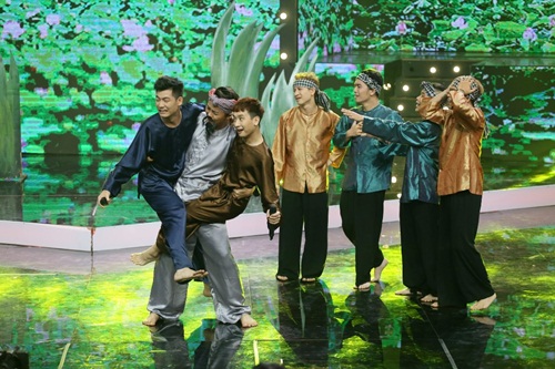 Nhật Kim Anh quot;dạyquot; Thái Trinh đánh ghen theo phong cách bạo lực - 13