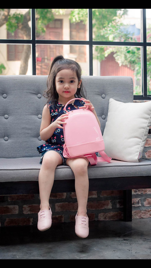 Tiết lộ bất ngờ về bé gái cover “Ngốc” của Hương Tràm gây xôn xao - 4