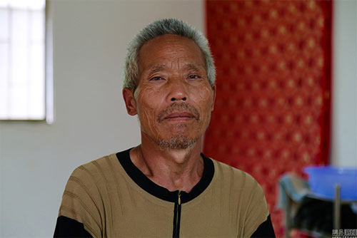 TQ:  “Người chếtquot; đội mồ sống lại sau 3 năm chôn cất - 1