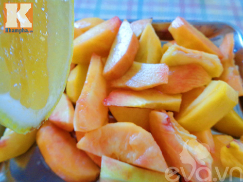 Cách làm trà đào thơm ngon, mát lạnh - 2