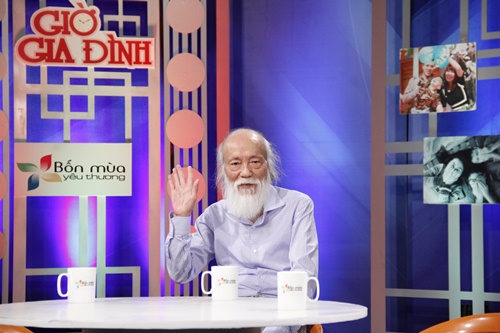 GS. Văn Như Cương, MC Hạnh Phúc khiến gia đình sốc khi phát hiện bị ung thư - 2