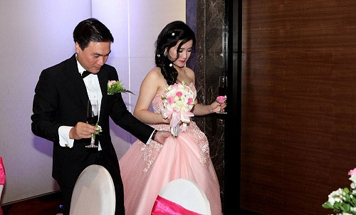 Miss Teen Xuân Mai rạng rỡ trong đám cưới với chồng đại gia - 6