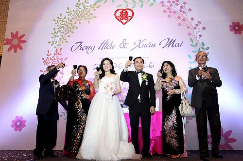 Miss Teen Xuân Mai rạng rỡ trong đám cưới với chồng đại gia - 9