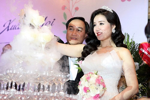 Miss Teen Xuân Mai rạng rỡ trong đám cưới với chồng đại gia - 12