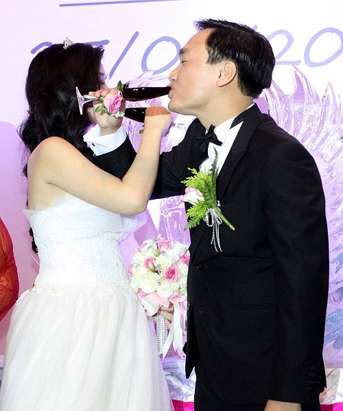 Miss Teen Xuân Mai rạng rỡ trong đám cưới với chồng đại gia - 11