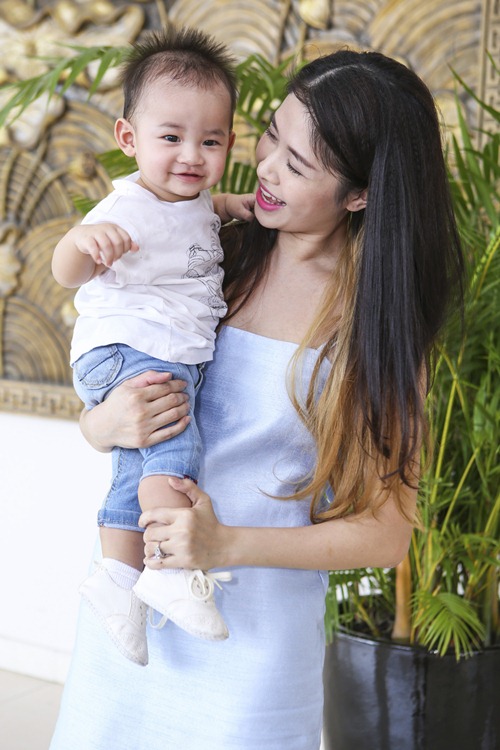 Vợ chồng Đăng Khôi nhận danh hiệu Gia đình hạnh phúc - 9