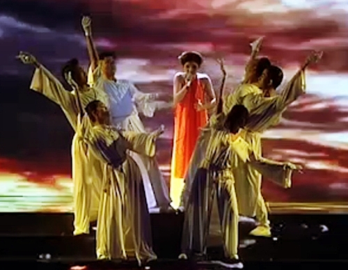 X-Factor 2016: Trương Kiều Diễm gặp vấn đề sức khỏe, cô bé 17 tuổi thăng hoa - 3