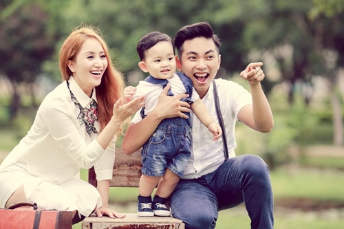 Bé Kubi hàn gắn mảnh vỡ cuộc đời Khánh Thi - Phan Hiển sau mọi biến cố - 1