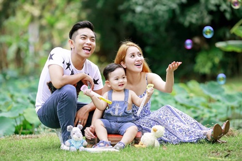 Bé Kubi hàn gắn mảnh vỡ cuộc đời Khánh Thi - Phan Hiển sau mọi biến cố - 11