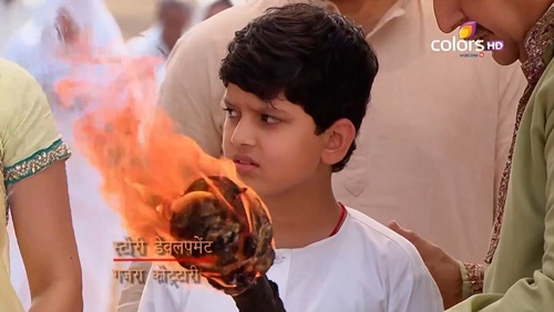 quot;Cô dâu 8 tuổiquot;: Shiv đã nói gì với Anandi trước khi mất? - 14