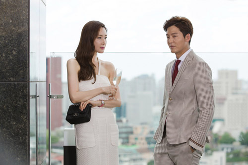 Khi cặp đôi quot;Nấc thang lên thiên đườngquot; vướng vào cám dỗ - 7