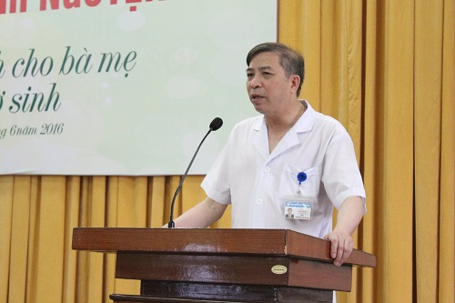 Hàng trăm bác sĩ chia sẻ giọt máu với sản phụ và trẻ sơ sinh - 1