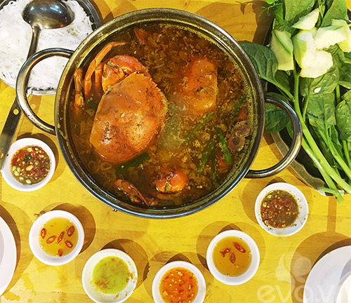 Xì xụp lẩu cua Cà Mau lề đường thơm ngọt chắc thịt - 2