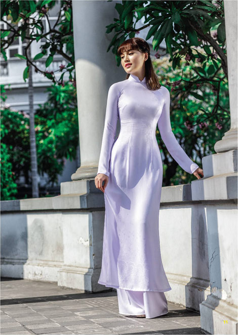 Áo dài nữ sinh Lencii tái hiện nghệ thuật vẽ tay Henna và kiến trúc Phục Hưng - 2