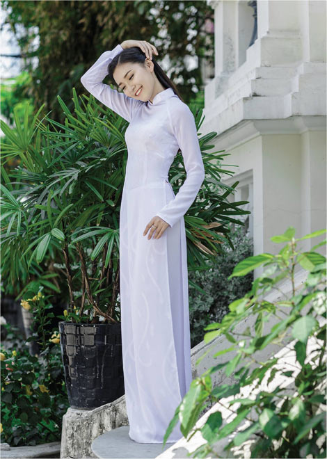 Áo dài nữ sinh Lencii tái hiện nghệ thuật vẽ tay Henna và kiến trúc Phục Hưng - 4