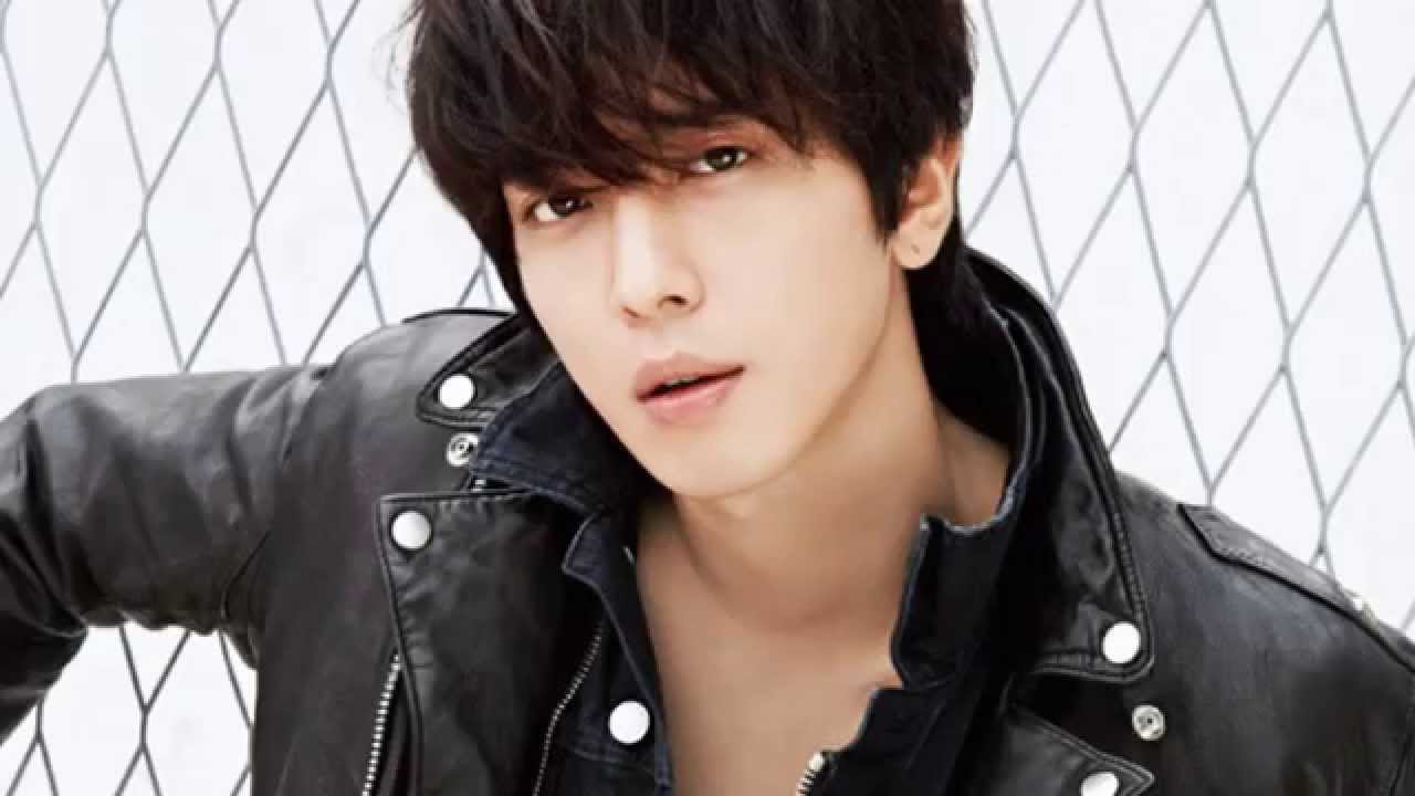 Cảnh sát điều tra Jung Yong Hwa (CNBLUE) vì tội dùng nội gián trục lợi - 1