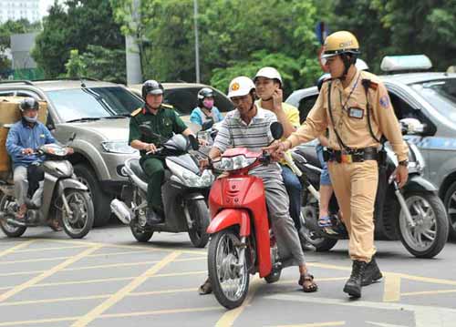 Mức phạt các lỗi vi phạm giao thông mới nhất từ 1/8/2016 - 1