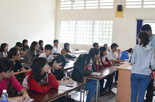 Phổ biến quy chế thi THPT lại 2-3 lần vì thí sinh đến muộn - 12