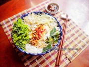 Bếp Eva - Phở gà trộn sốt me dễ làm cho bữa sáng