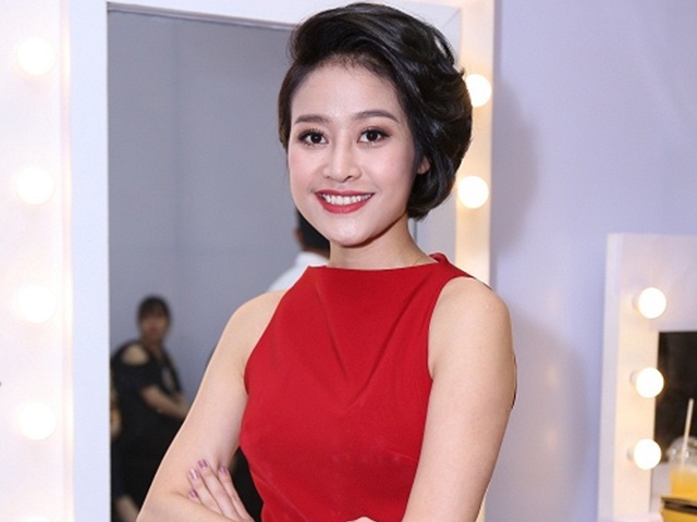 MC xinh đẹp Phí Thùy Linh: Lệ Quyên, Đàm Vĩnh Hưng động viên tôi rất nhiều