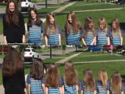 Tin tức - Người mẹ cho 6 con trai nuôi tóc dài dù bạn bị trêu chọc ở trường vì lý do đặc biệt này