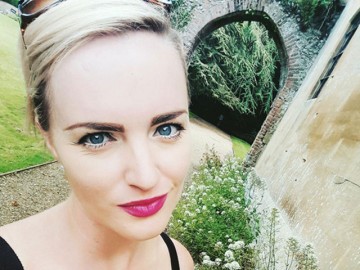 Bị ung thư cổ tử cung nhưng sau 5 lần xét nghiệm, cô gái trẻ mới được chẩn đoán