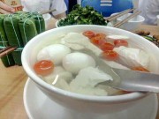 Bếp Eva - Cười ngất vì canh trứng đậu cà chua có 1-0-2 do nàng dâu "đảm" nấu